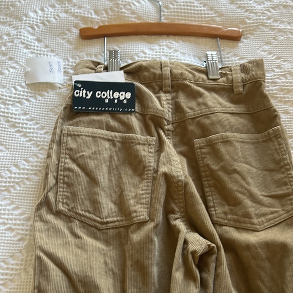 Wes & Willy cords size 8 - Picture 3 of 3